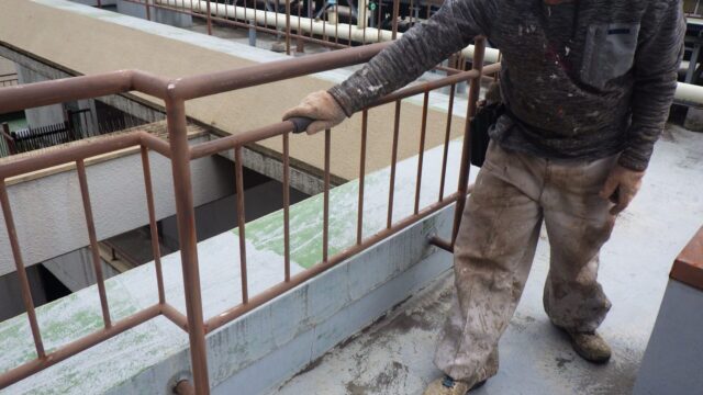 ケレン（錆落し）