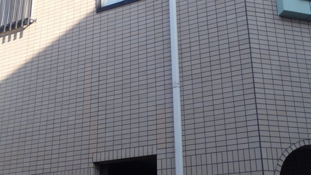 ひび割れ　補修後