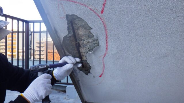 鉄筋爆裂箇所の補修